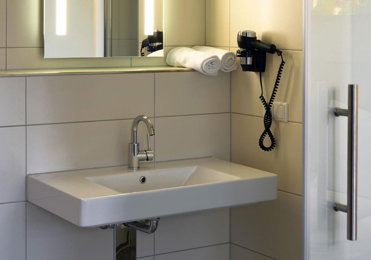 Hotel Velo Quakenbrück Екстериор снимка